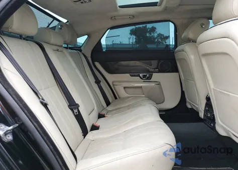 2015 Jaguar Xjl Portfolio from USA, damaged, VIN SAJWJ2GD3F8V83459